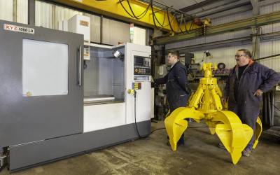 Strutt ‘sees the light’ in switch from manual to CNC