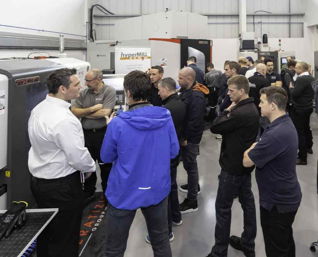 21-368-XYZ-Demonstration-and-Training-Centre-MR