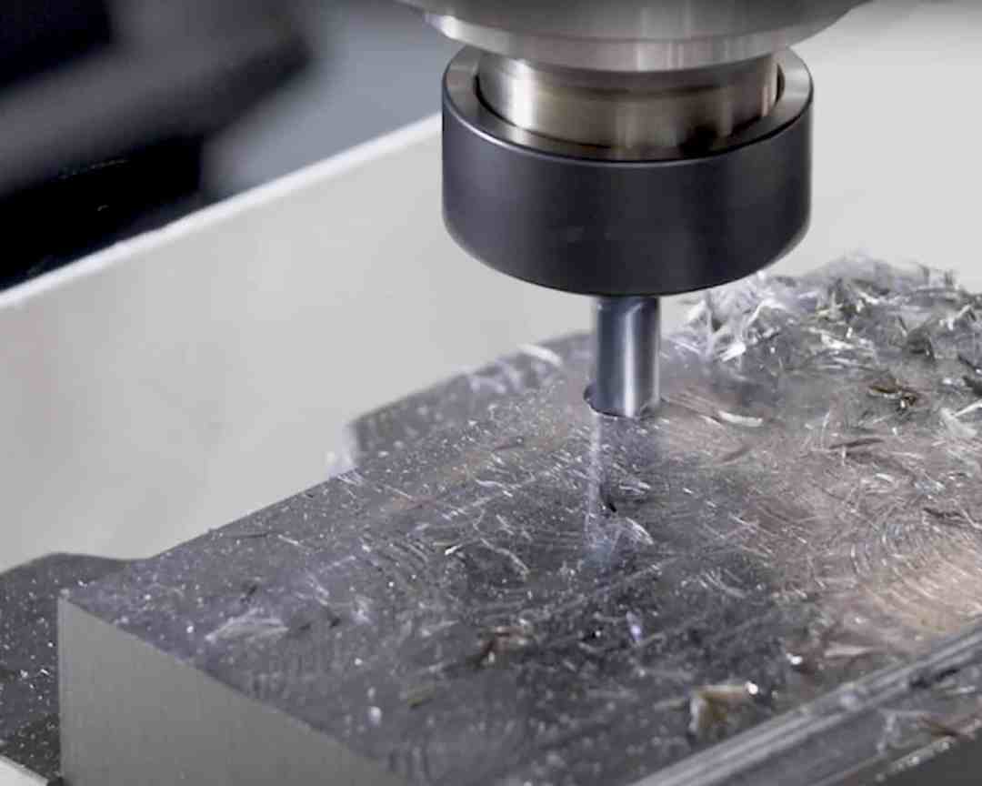 xyz-close-up-milling